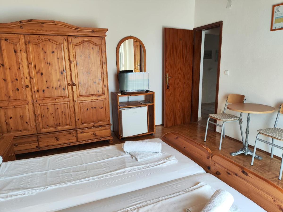 Villa Niko Podstrana Exterior foto